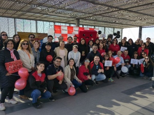 COLABORADORES Y DOCENTES PARTICIPAN EN CONCURSO DE CONOCIMIENTOS